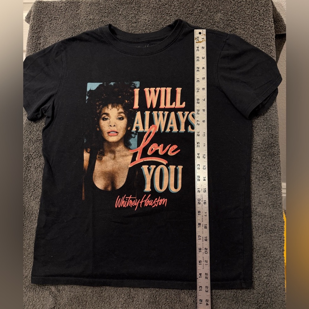 Whitney Houston Black Graphic T-Shirt - Picture 4 of 4